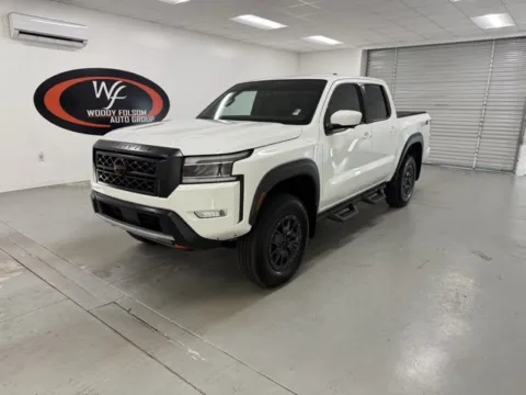 White 2024 Nissan Frontier PRO-4X for sale in Douglas, GA