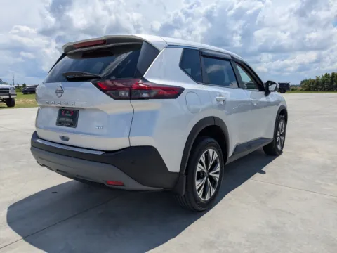 More photos of 2023 Nissan Rogue SV at Woody Folsom CDJR of Douglas, GA