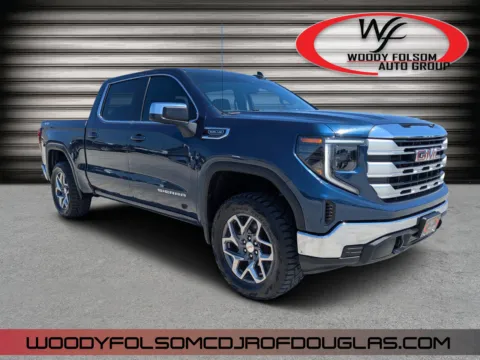 Blue 2022 GMC Sierra 1500 SLE for sale in Douglas, GA