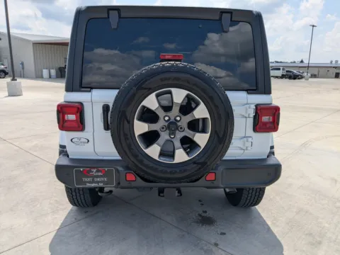 More photos of 2022 Jeep Wrangler Unlimited Sahara at Woody Folsom CDJR of Douglas, GA