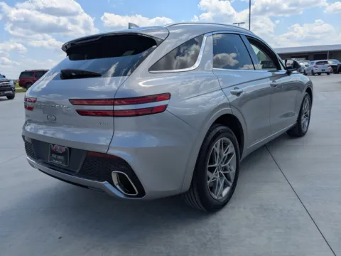 More photos of 2025 Genesis GV70 2.5T at Woody Folsom CDJR of Douglas, GA