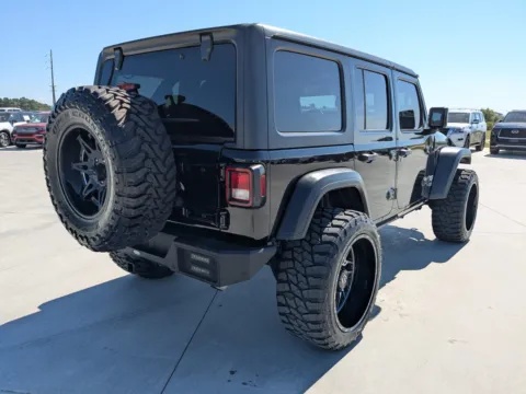 More photos of 2019 Jeep Wrangler Unlimited Sport S at Woody Folsom CDJR of Douglas, GA