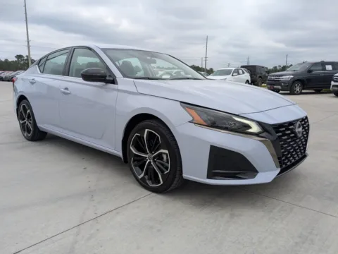 Gray 2024 Nissan Altima 2.5 SR for sale in Douglas, GA