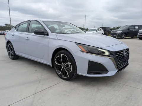 Photos of 2024 Nissan Altima 2.5 SR for sale in Douglas, GA at Woody Folsom CDJR of Douglas