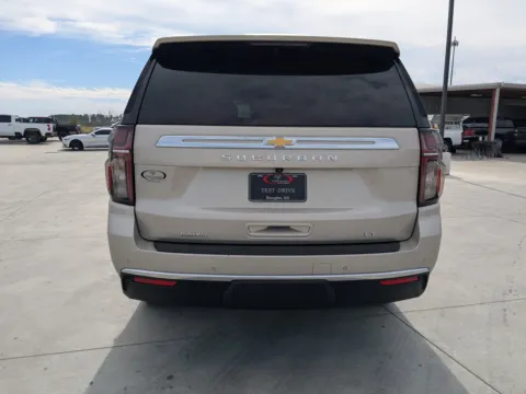 More photos of 2021 Chevrolet Suburban LT at Woody Folsom CDJR of Douglas, GA