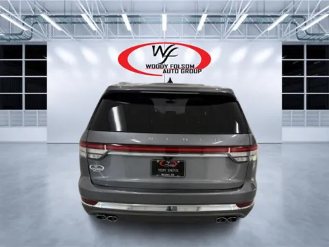 More photos of 2021 Lincoln Aviator Reserve at Woody Folsom CDJR of Douglas, GA