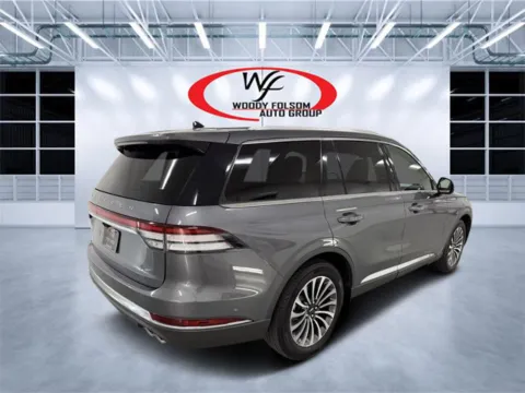More photos of 2021 Lincoln Aviator Reserve at Woody Folsom CDJR of Douglas, GA