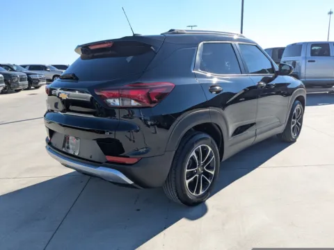 More photos of 2024 Chevrolet Trailblazer LT at Woody Folsom CDJR of Douglas, GA