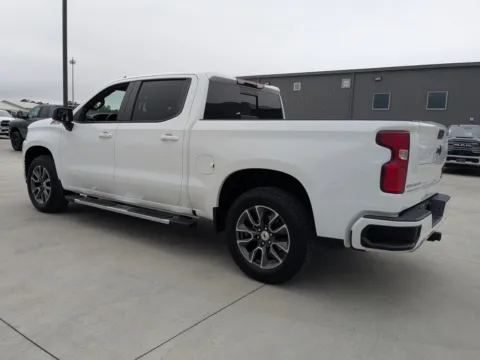 More photos of 2021 Chevrolet Silverado 1500 RST at Woody Folsom CDJR of Douglas, GA