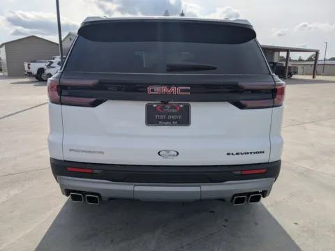 More photos of 2025 GMC Acadia FWD Elevation at Woody Folsom CDJR of Douglas, GA