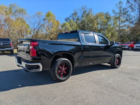 More photos of 2020 Chevrolet Silverado 1500 LT at Woody Folsom CDJR of Vidalia, GA