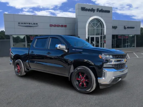 Black 2020 Chevrolet Silverado 1500 LT for sale in Vidalia, GA