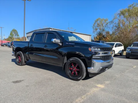 Photos of 2020 Chevrolet Silverado 1500 LT for sale in Vidalia, GA at Woody Folsom CDJR of Vidalia