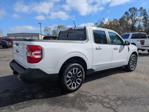 More photos of 2024 Ford Maverick LARIAT at Woody Folsom CDJR of Vidalia, GA