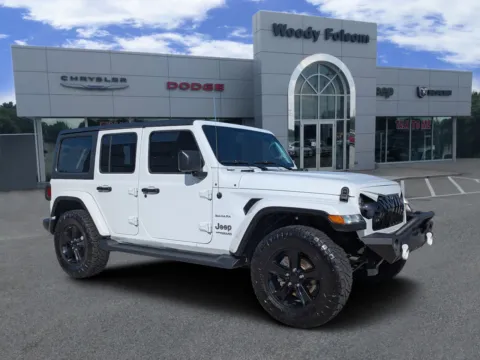 White 2021 Jeep Wrangler Unlimited Sahara for sale in Vidalia, GA