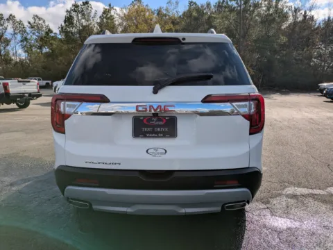 More photos of 2022 GMC Acadia SLE at Woody Folsom CDJR of Vidalia, GA