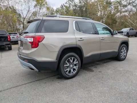 More photos of 2023 GMC Acadia SLT at Woody Folsom CDJR of Vidalia, GA