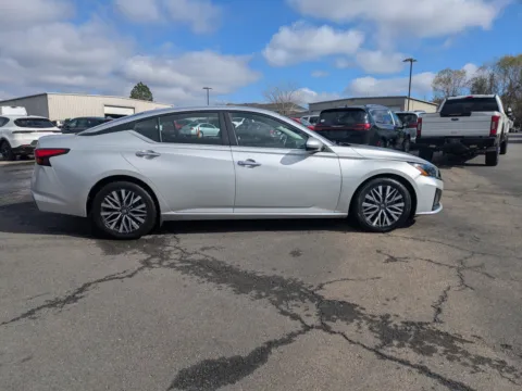 Another view of 2023 Nissan Altima 2.5 SV for sale in Vidalia, GA at Woody Folsom CDJR of Vidalia