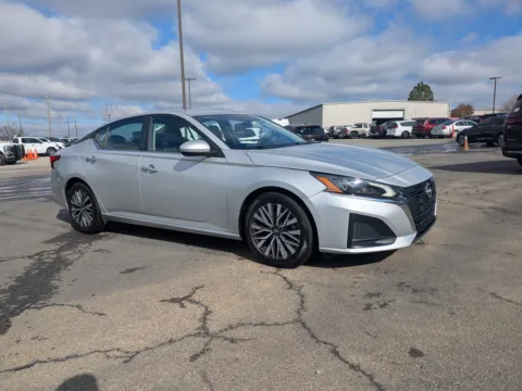 Silver 2023 Nissan Altima 2.5 SV for sale in Vidalia, GA