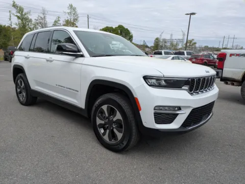 Photos of 2022 Jeep Grand Cherokee 4xe for sale in Vidalia, GA at Woody Folsom CDJR of Vidalia