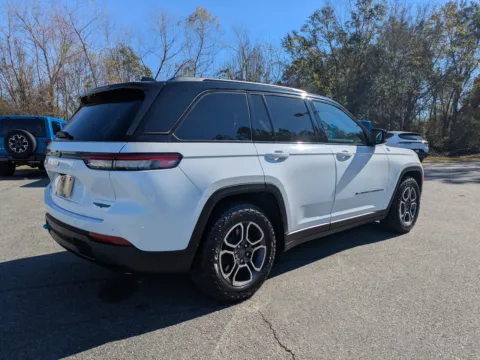 More photos of 2022 Jeep Grand Cherokee 4xe Trailhawk at Woody Folsom CDJR of Vidalia, GA