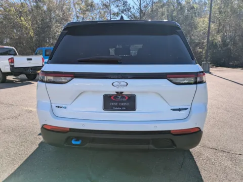 More photos of 2022 Jeep Grand Cherokee 4xe Trailhawk at Woody Folsom CDJR of Vidalia, GA