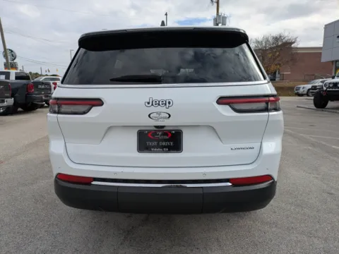 More photos of 2023 Jeep Grand Cherokee L Laredo at Woody Folsom CDJR of Vidalia, GA
