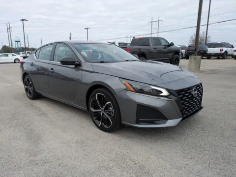 Gray 2024 Nissan Altima 2.5 SR for sale in Vidalia, GA