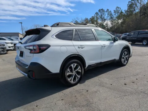 More photos of 2022 Subaru Outback Limited at Woody Folsom CDJR of Vidalia, GA