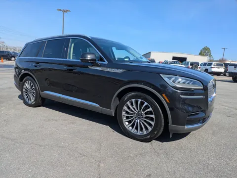 Photos of 2023 Lincoln Aviator Reserve for sale in Vidalia, GA at Woody Folsom CDJR of Vidalia