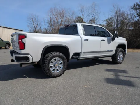 More photos of 2025 Chevrolet Silverado 2500HD High Country at Woody Folsom CDJR of Vidalia, GA