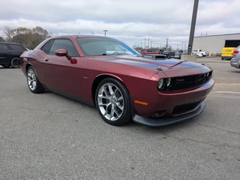 Photos of 2019 Dodge Challenger R/T for sale in Vidalia, GA at Woody Folsom CDJR of Vidalia
