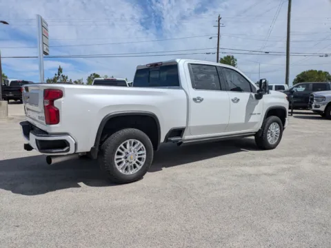 More photos of 2023 Chevrolet Silverado 2500HD High Country at Woody Folsom CDJR of Vidalia, GA