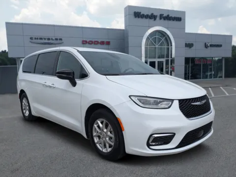 White 2025 Chrysler Pacifica Select for sale in Vidalia, GA