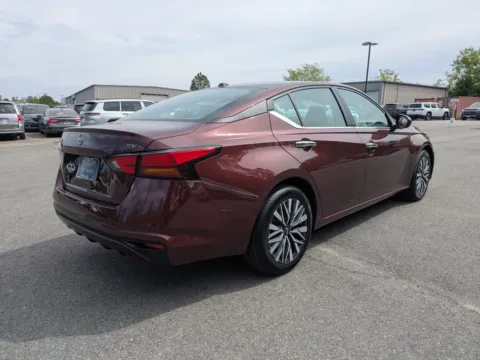 More photos of 2024 Nissan Altima 2.5 SV at Woody Folsom CDJR of Vidalia, GA