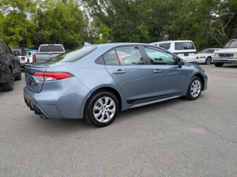 More photos of 2024 Toyota Corolla SE at Woody Folsom CDJR of Vidalia, GA