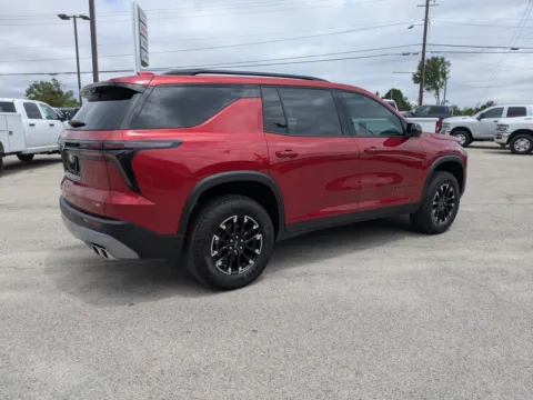 More photos of 2024 Chevrolet Traverse AWD Z71 at Woody Folsom CDJR of Vidalia, GA