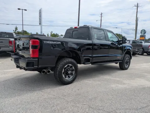 More photos of 2024 Ford Super Duty F-350 SRW LARIAT at Woody Folsom CDJR of Vidalia, GA