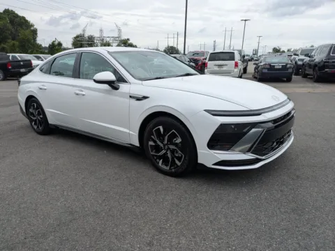 Photos of 2025 Hyundai Sonata SEL for sale in Vidalia, GA at Woody Folsom CDJR of Vidalia