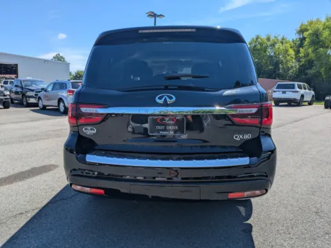 More photos of 2019 INFINITI QX80 LUXE at Woody Folsom CDJR of Vidalia, GA