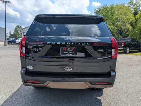 More photos of 2025 Ford Expedition King Ranch at Woody Folsom CDJR of Vidalia, GA
