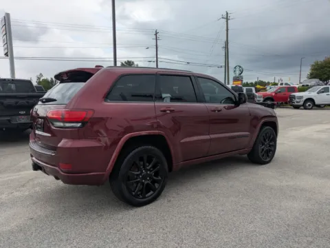 More photos of 2021 Jeep Grand Cherokee Laredo X at Woody Folsom CDJR of Vidalia, GA