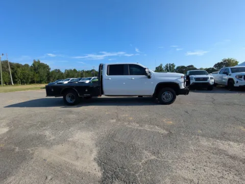Another view of 2022 Chevrolet Silverado 3500 HD CC LT for sale in Vidalia, GA at Woody Folsom CDJR of Vidalia
