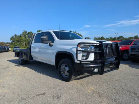 Photos of 2022 Chevrolet Silverado 3500 HD CC LT for sale in Vidalia, GA at Woody Folsom CDJR of Vidalia
