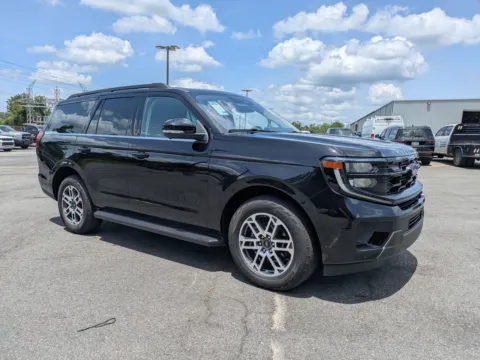 Photos of 2025 Ford Expedition Active for sale in Vidalia, GA at Woody Folsom CDJR of Vidalia