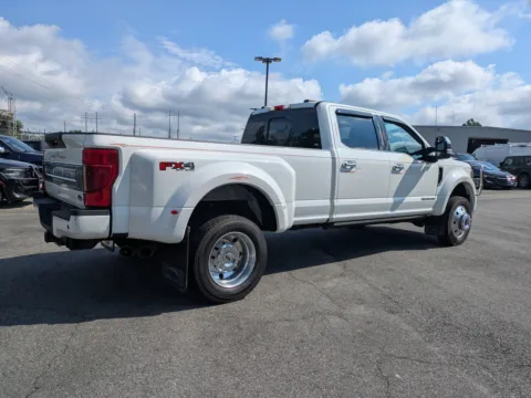 More photos of 2022 Ford Super Duty F-450 DRW Platinum at Woody Folsom CDJR of Vidalia, GA