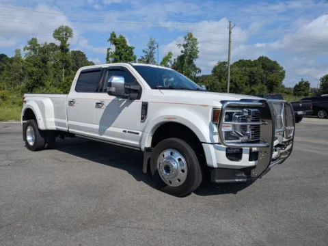 Photos of 2022 Ford Super Duty F-450 DRW Platinum for sale in Vidalia, GA at Woody Folsom CDJR of Vidalia