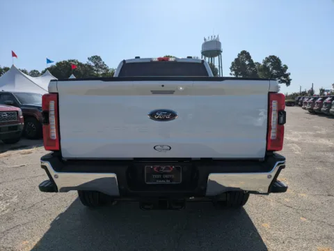 More photos of 2025 Ford Super Duty F-250 SRW LARIAT at Woody Folsom CDJR of Vidalia, GA