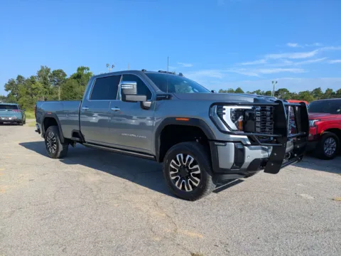 Photos of 2025 GMC Sierra 3500 HD Denali Ultimate for sale in Vidalia, GA at Woody Folsom CDJR of Vidalia