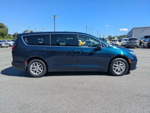 Another view of 2023 Chrysler Pacifica Touring L for sale in Vidalia, GA at Woody Folsom CDJR of Vidalia
